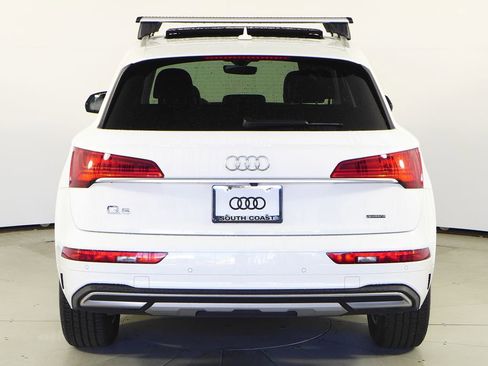 Used 2023 Audi Q5 2.0T Premium w/ Convenience Package image 8