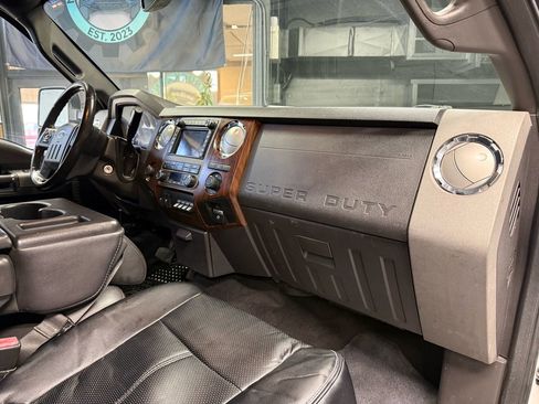 Used 2011 Ford F350 Lariat w/ Lariat Ultimate Pkg image 15