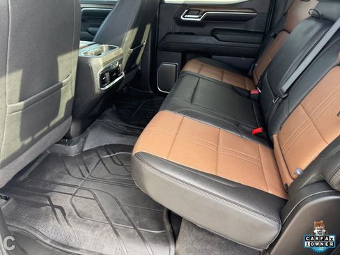 Used 2024 Chevrolet Silverado 1500 High Country image 15