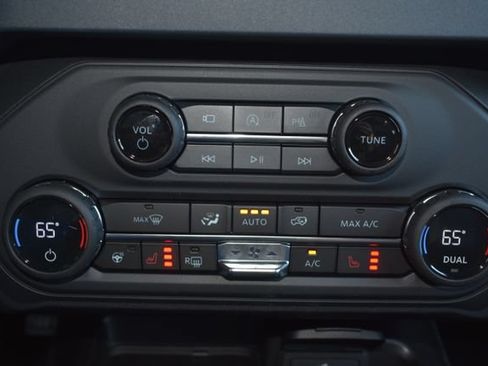 New 2026 Ford Bronco Outer Banks AWD/4WD image 32