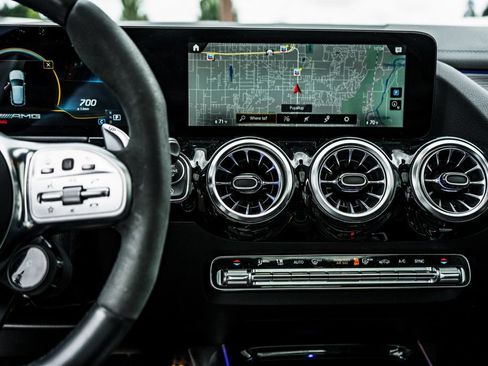 Used 2022 Mercedes-Benz GLA 35 AMG 4MATIC image 22