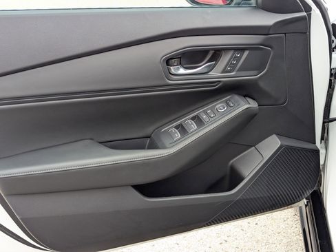 Certified 2025 Honda Accord Sport image 11