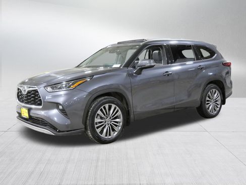 Certified 2020 Toyota Highlander Platinum image 3