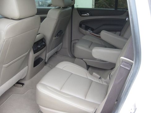 Used 2019 Chevrolet Tahoe Premier RWD image 29