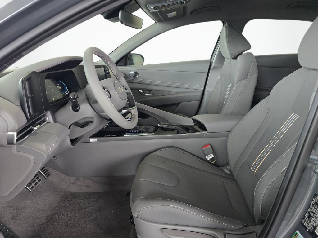 New 2026 Hyundai Elantra Sport FWD image 14
