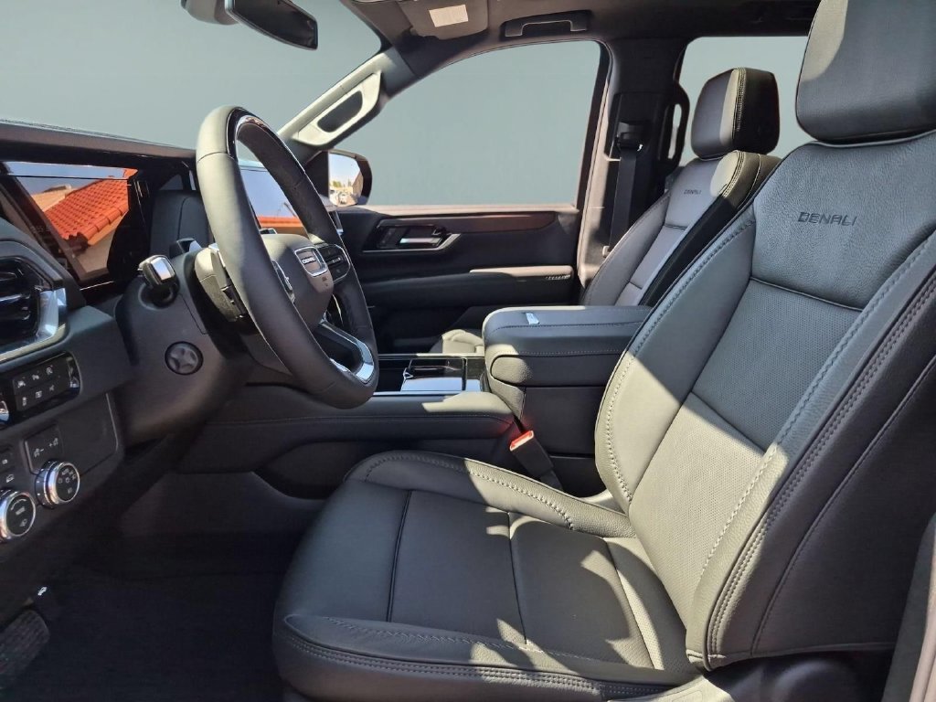 New 2027 GMC Yukon Denali w/ Sun & Power Step Package AWD/4WD image 19