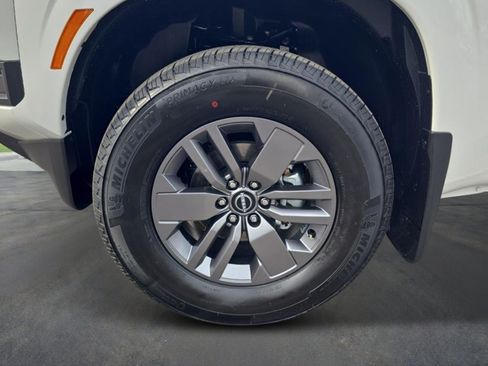New 2026 Nissan Frontier SV AWD/4WD image 9
