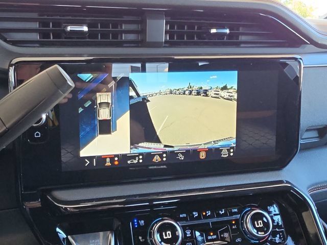 New 2026 GMC Sierra 2500 AT4 w/ AT4 Premium Plus Package AWD/4WD image 15