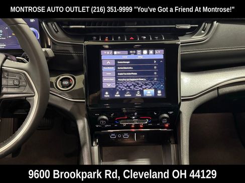 Used 2023 Jeep Grand Cherokee Altitude image 24