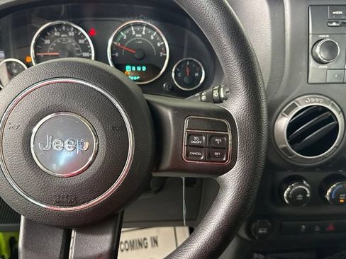 Used 2012 Jeep Wrangler Sport AWD/4WD image 32