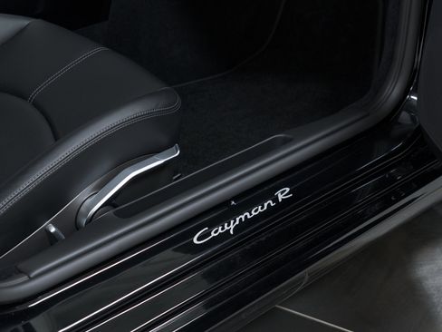 Used 2012 Porsche Cayman R RWD image 34