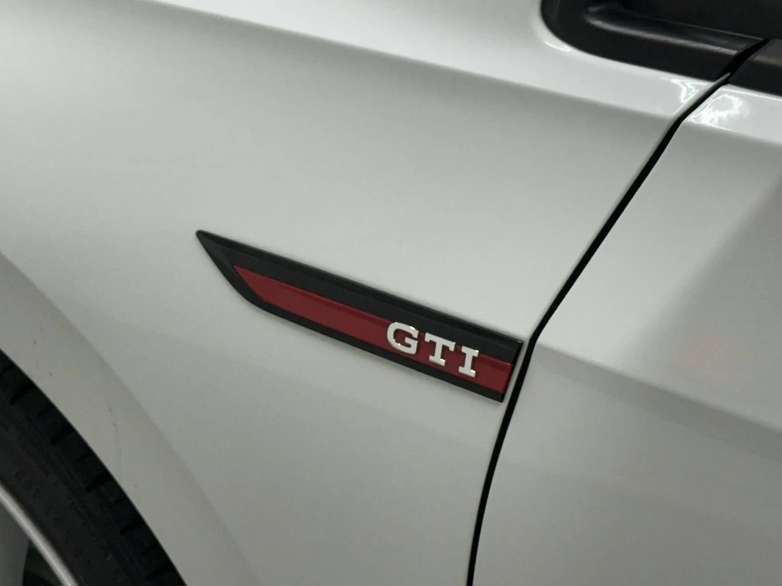 Used 2022 Volkswagen GTI SE w/ SE Leather Package FWD image 38
