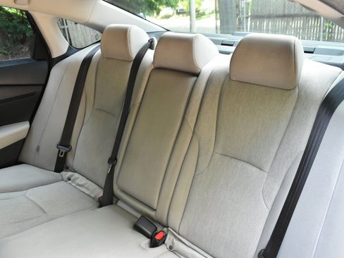 Used 2023 Honda Accord EX image 16