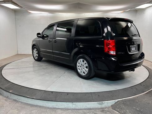 Used 2014 Dodge Grand Caravan American Value Package w/ UConnect Hands-Free Group image 3