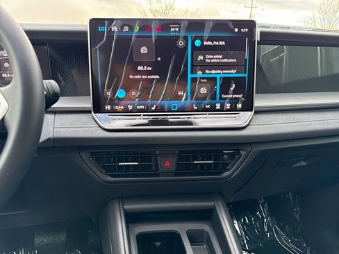 New 2026 Volkswagen Tiguan SE image 13