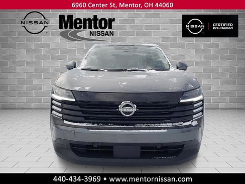 Certified 2025 Nissan Kicks SV image 2