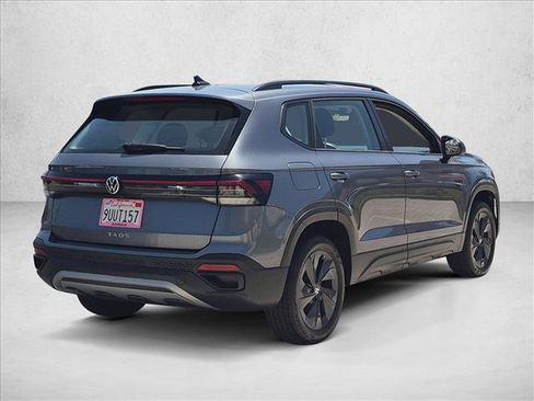 Used 2025 Volkswagen Taos S FWD image 5