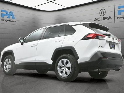 Used 2023 Toyota RAV4 LE image 31