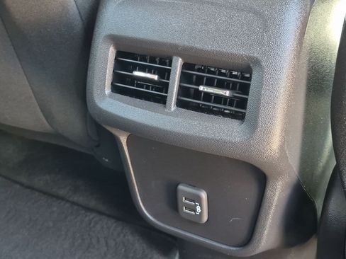 Certified 2024 Chevrolet Equinox LS w/ LS Convenience Package FWD image 27