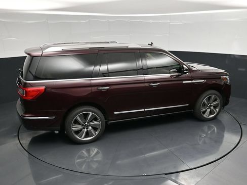 Used 2018 Lincoln Navigator Reserve w/ Technology Package AWD/4WD image 40