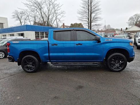 Used 2022 Chevrolet Silverado 1500 Custom Trail Boss w/ LPO, Dark Essentials Package image 8