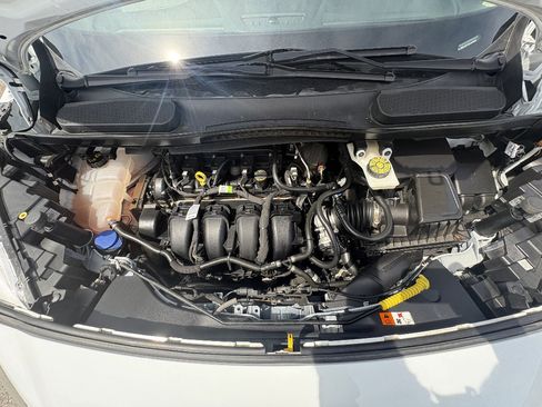 Used 2020 Ford Transit Connect XLT FWD image 13