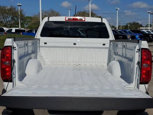 Used 2021 Chevrolet Colorado W/T w/ WT Convenience Package image 6