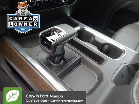 Used 2025 Chevrolet Silverado 1500 High Country image 18