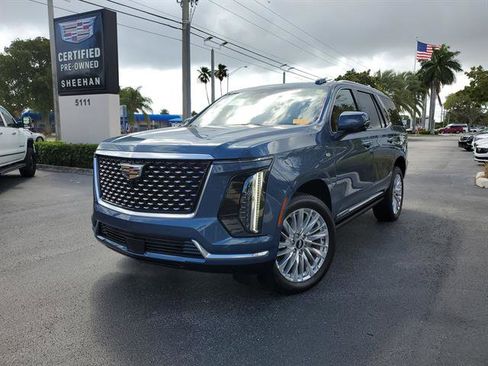 Certified 2025 Cadillac Escalade Premium Luxury image 65