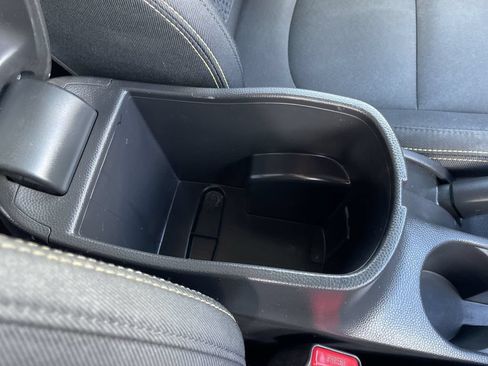 Used 2016 Kia Soul + FWD image 28