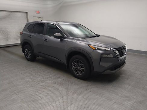 Used 2023 Nissan Rogue S AWD/4WD image 11