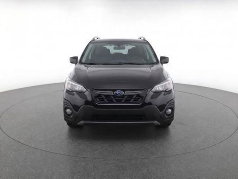 Used 2021 Subaru Crosstrek 2.5i Sport w/ Moonroof Package AWD/4WD image 2