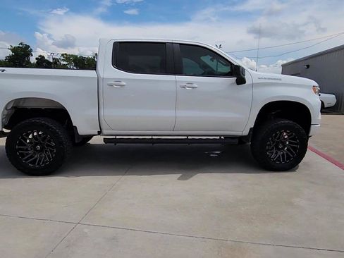Used 2024 Chevrolet Silverado 1500 RST w/ Convenience Package II AWD/4WD image 9
