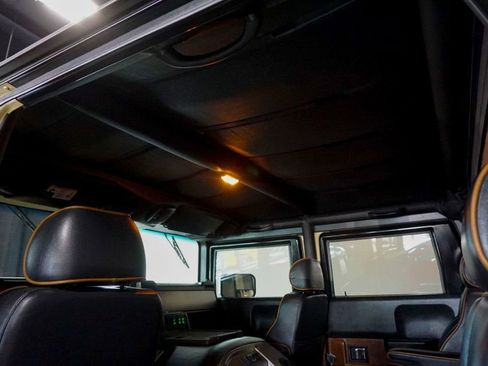 Used 2004 HUMMER H1 4-Door Open Top image 62