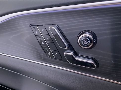 New 2025 Cadillac Lyriq Sport AWD/4WD image 17