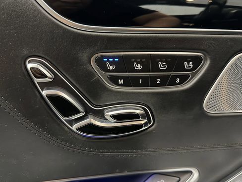 Used 2017 Mercedes-Benz S 550 Cabriolet image 24