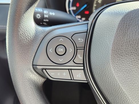 Certified 2025 Toyota RAV4 XLE image 18