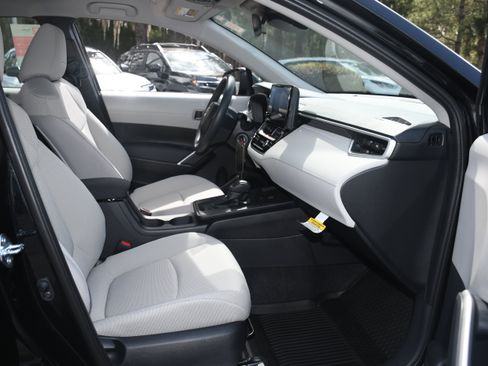 New 2026 Toyota Corolla Cross L image 11