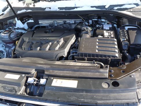 Used 2024 Volkswagen Tiguan S image 17