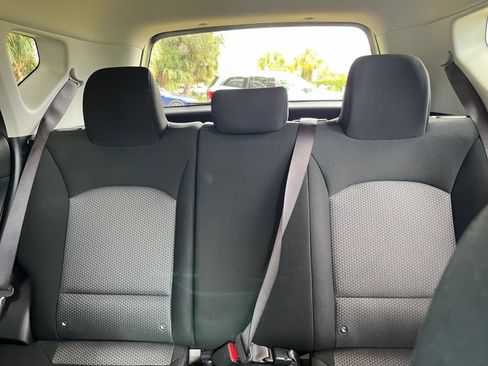 Used 2025 Kia Soul LX w/ LX Technology Package FWD image 38