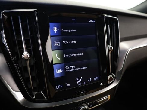 Used 2020 Volvo V60 T5 Cross Country w/ Protection Package Premier image 16