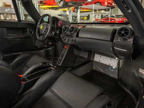 Used 2003 Ferrari Enzo RWD image 25