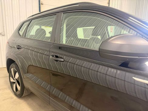 Used 2024 Volkswagen Taos S AWD/4WD image 11