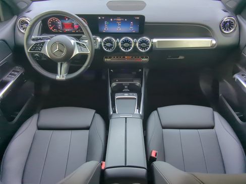 Used 2026 Mercedes-Benz GLB 250 w/ Exclusive Package image 50
