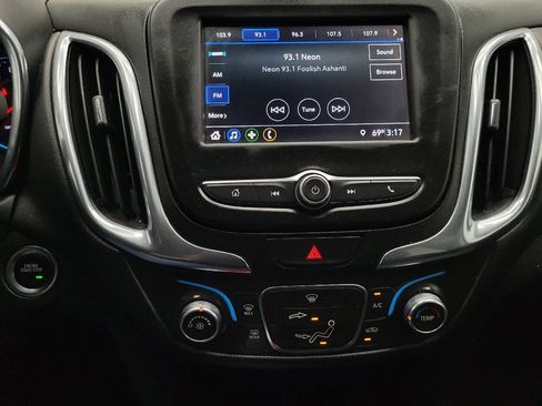 Used 2019 Chevrolet Equinox LT FWD image 25