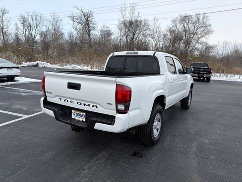 Used 2023 Toyota Tacoma SR image 6