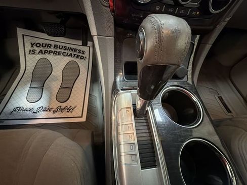 Used 2015 Buick Enclave Convenience image 19