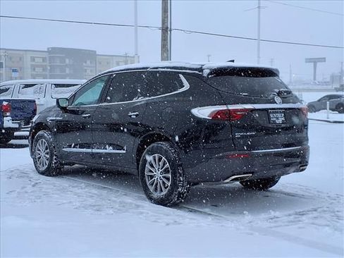 Used 2024 Buick Enclave Premium image 38