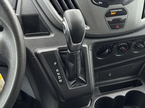 Used 2018 Ford Transit 250 148 High Roof image 7