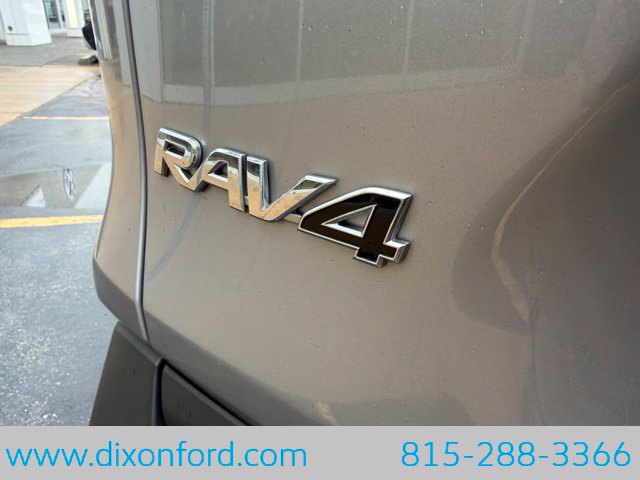Used 2024 Toyota RAV4 XLE Premium AWD/4WD image 28